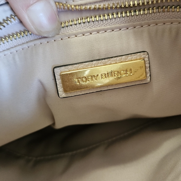 TORY BURCH Everly Leather Swingpack - Pink In Shell Pink. - Picture 2 of 16